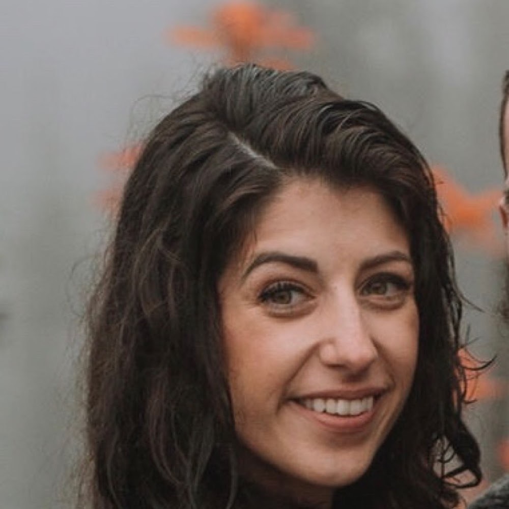 Meet your Posher, Caitlin